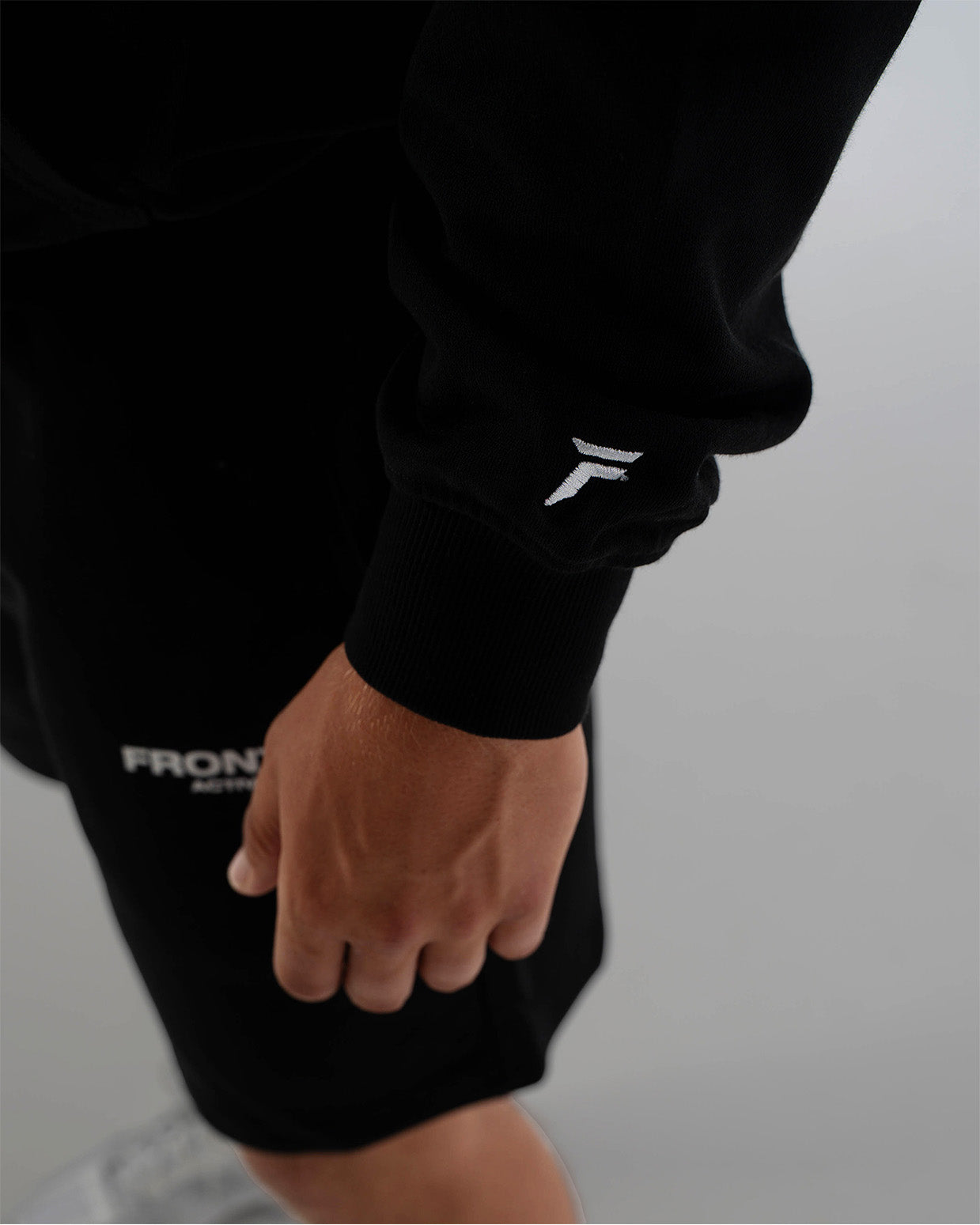 Essential Hoodie Black