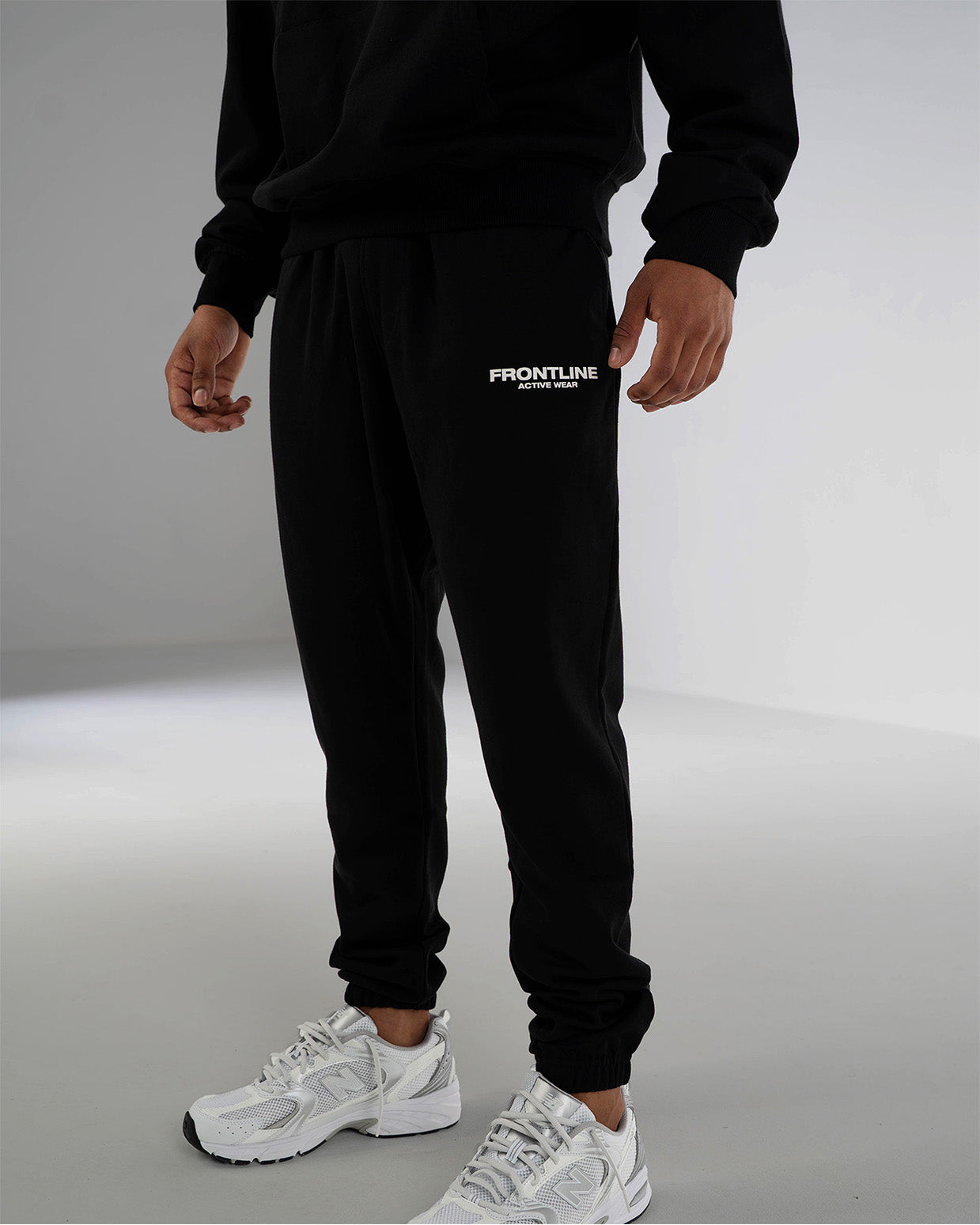 Essential Jogger Black