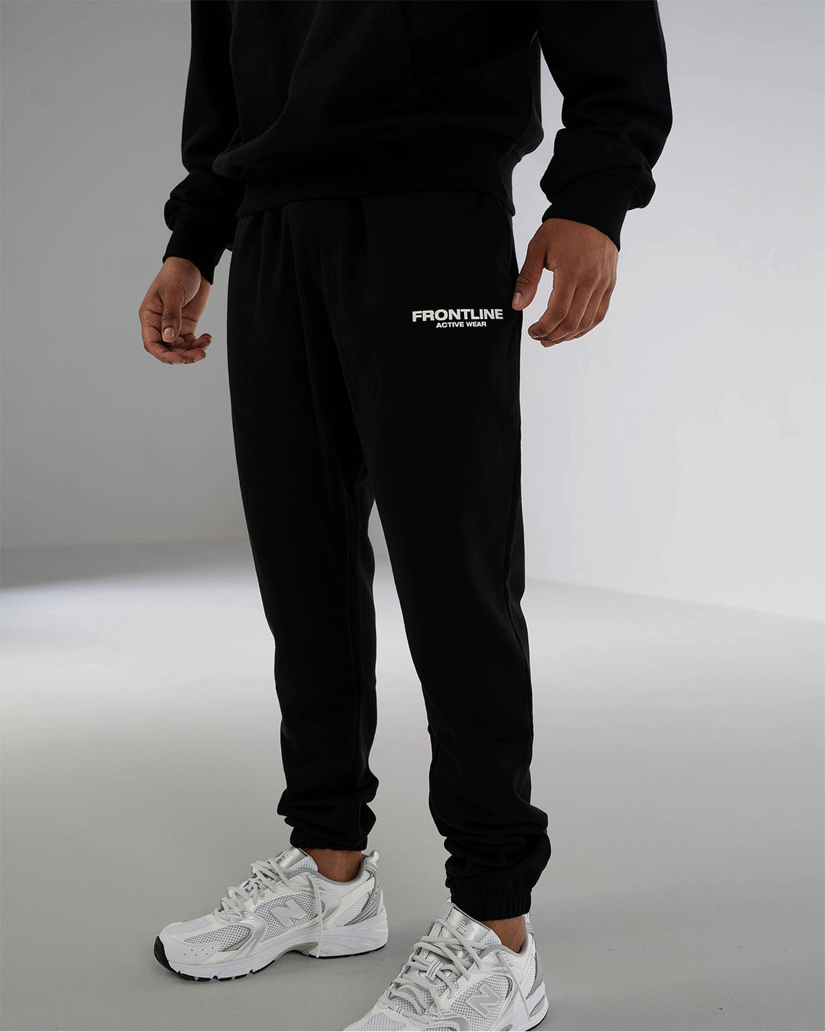 Essential Jogger Black