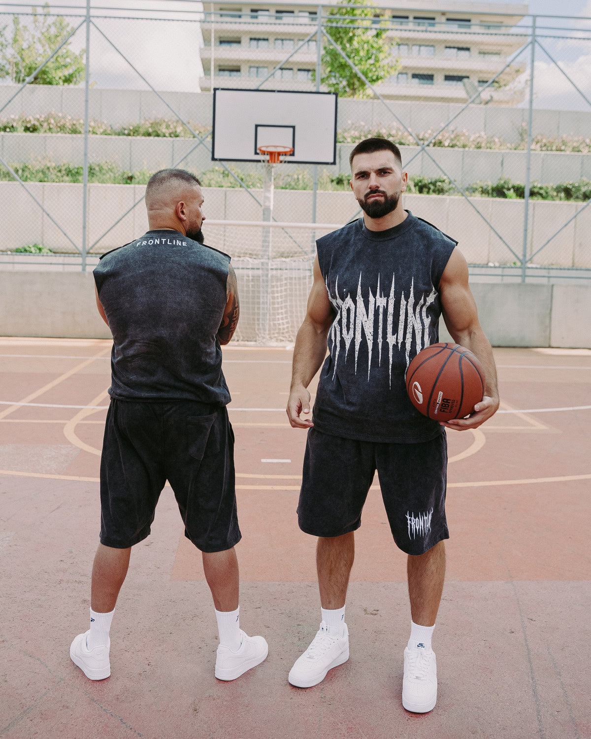 Blackout Set Black van voren en van achteren