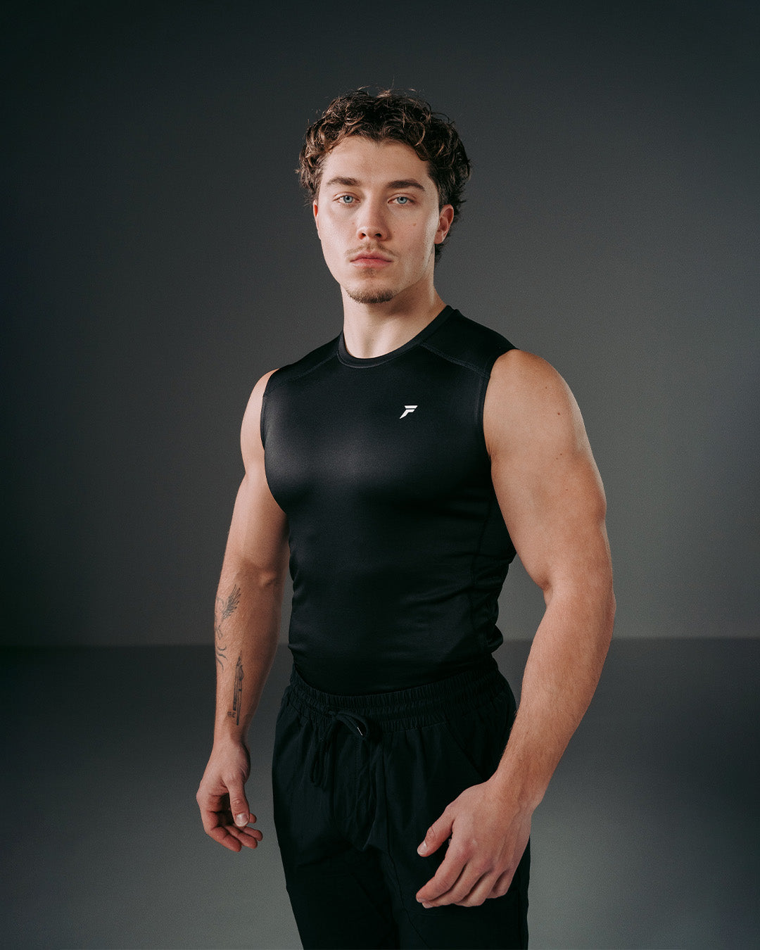 Vital Compressed Tank Black