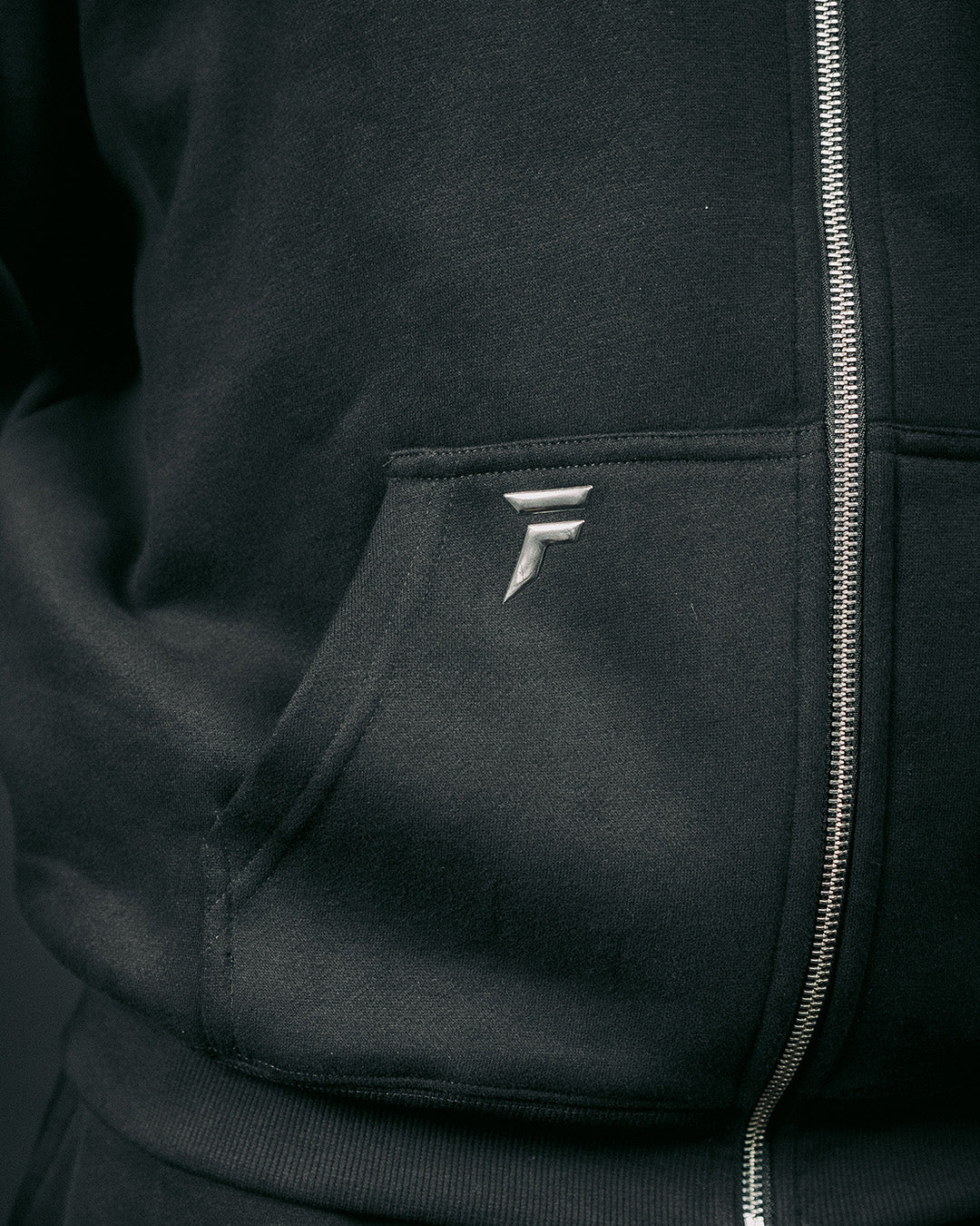 Aftermath Zipper Hoodie Black