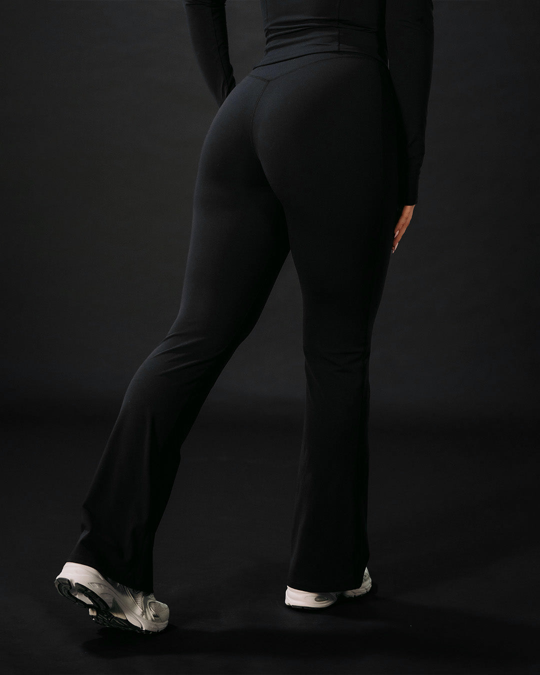 Vital Flared Leggings Black