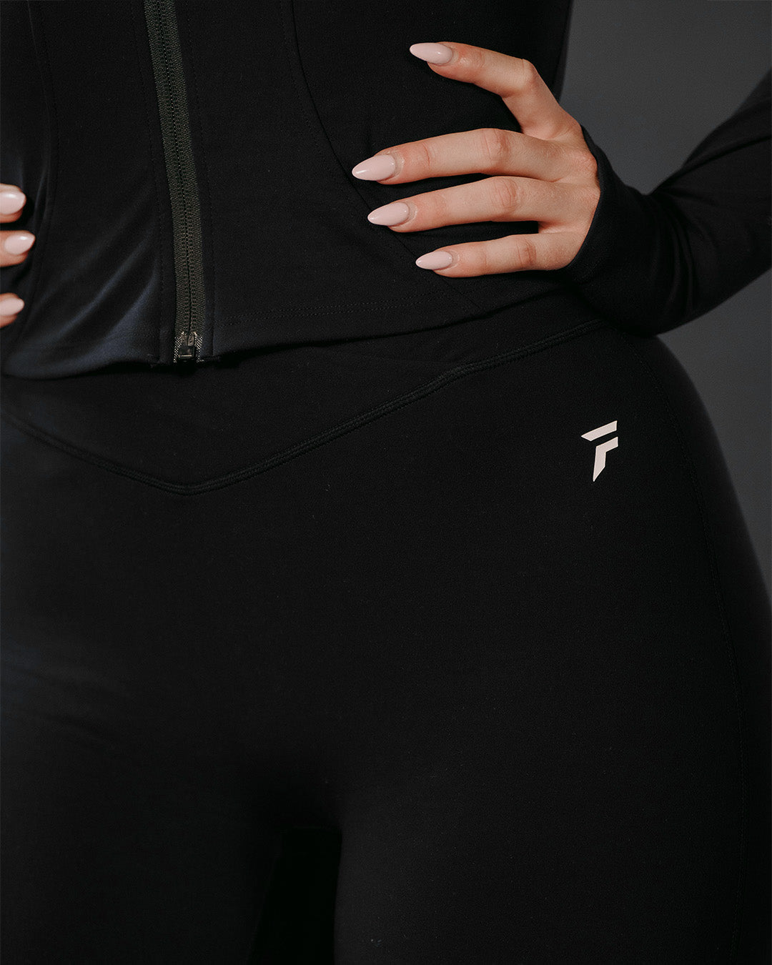 Vital Flared Leggings Black