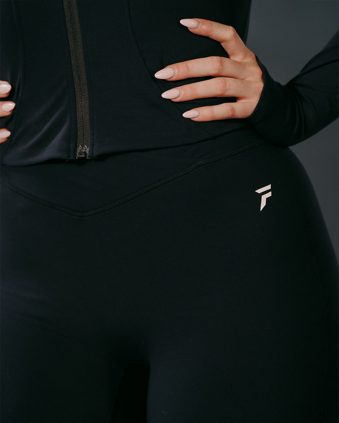 Vital Flared Leggings Black