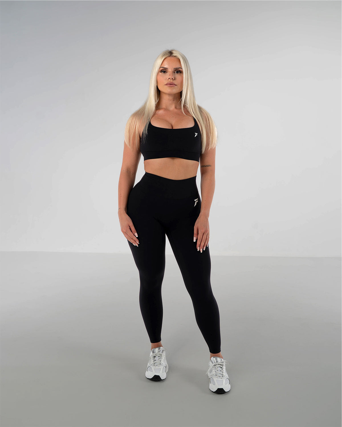 Sculpt Sports Bra Black